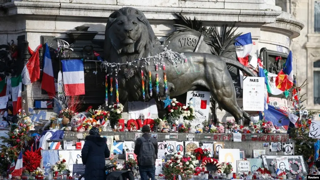 Pháp tưởng niệm 10 năm vụ tấn công ở Paris